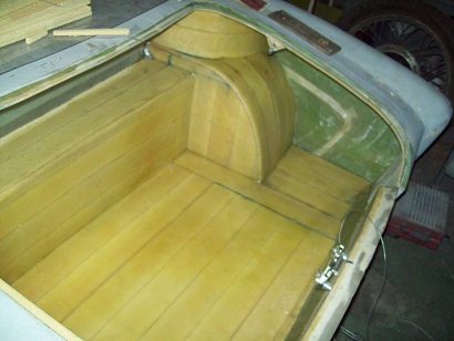Syrena Sport - wn�trze baga�nika