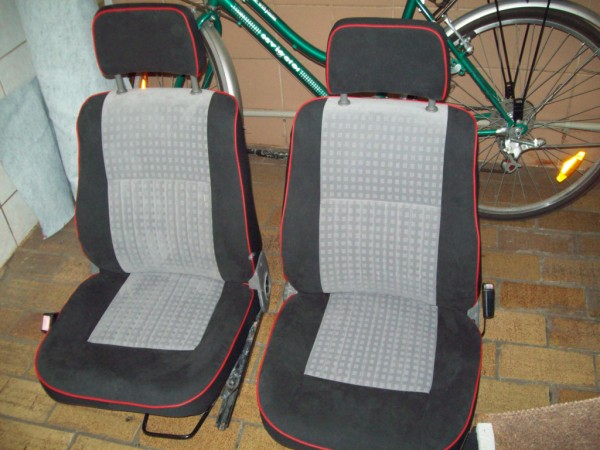 Syrena Sport - fotele